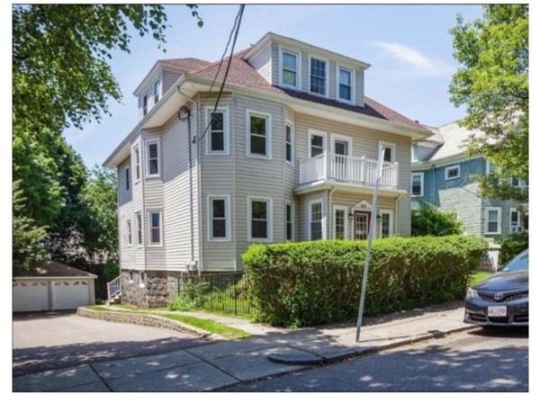 40 Manthorne Rd unit 3, West Roxbury, MA 02132 - photo 1