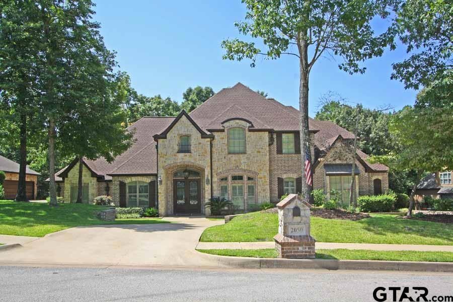 2050 2050 Stonegate Valley Dr, Tyler, TX 75703 - photo 1