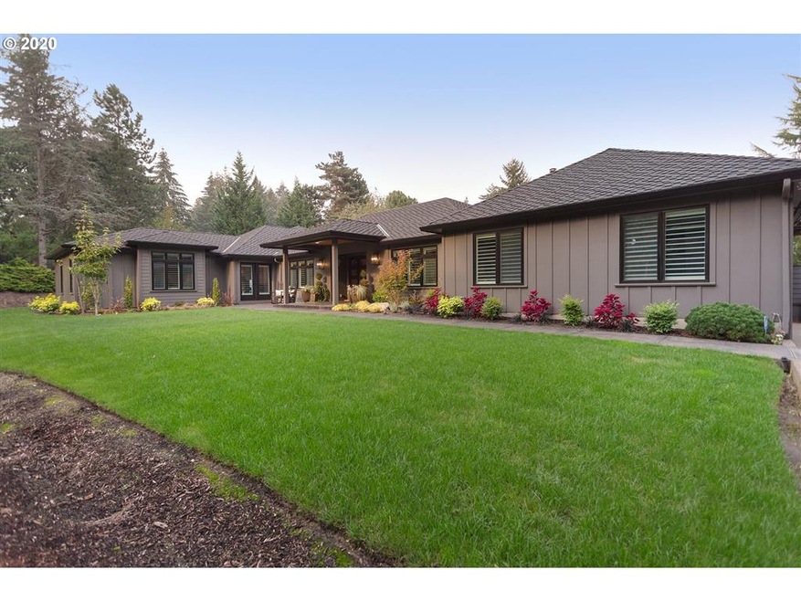 18035 Skyland Cir, Lake Oswego, OR 97034 - photo 1