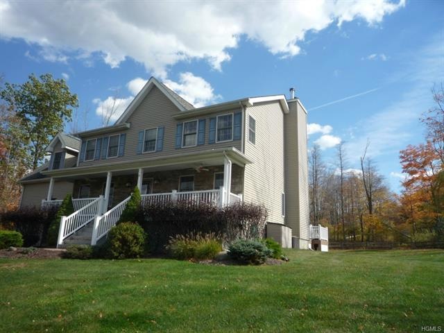 2 Diamond Dr, Highland Mills, NY 10930 - photo 1