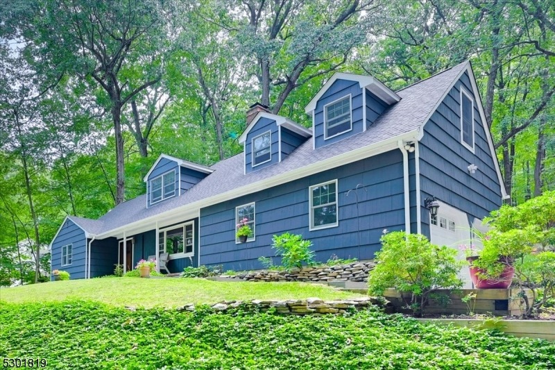 65 Turtleback Rd, Califon, NJ 07830 - photo 1