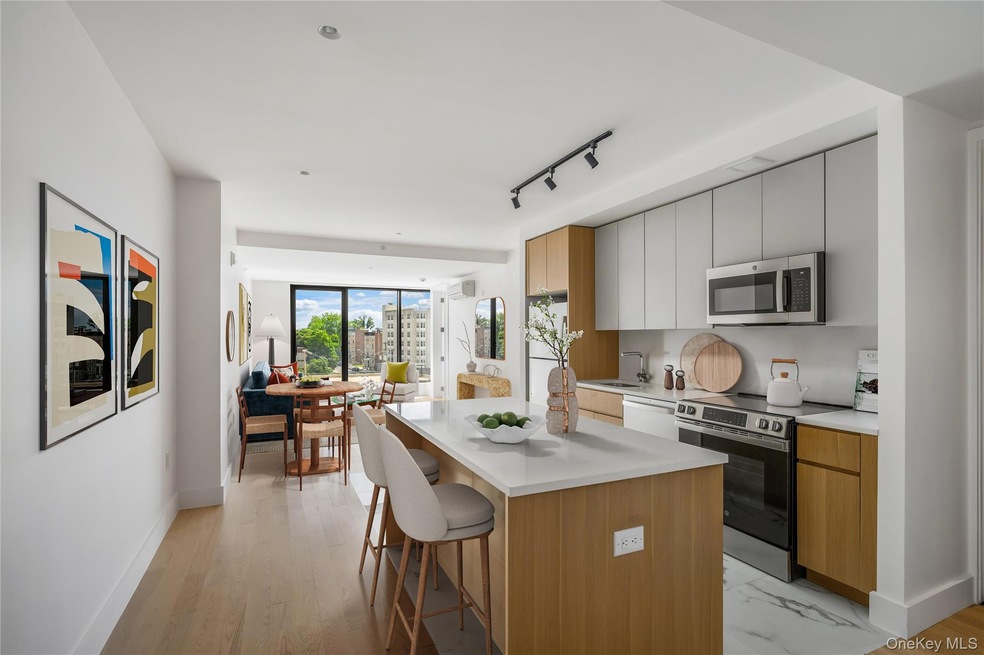 44 Hudson St unit 701, Yonkers, NY 10701 - photo 1