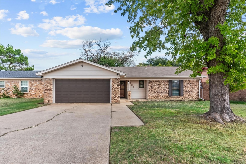 728 Bridle Ave, Fort Worth, TX 76108 - photo 1