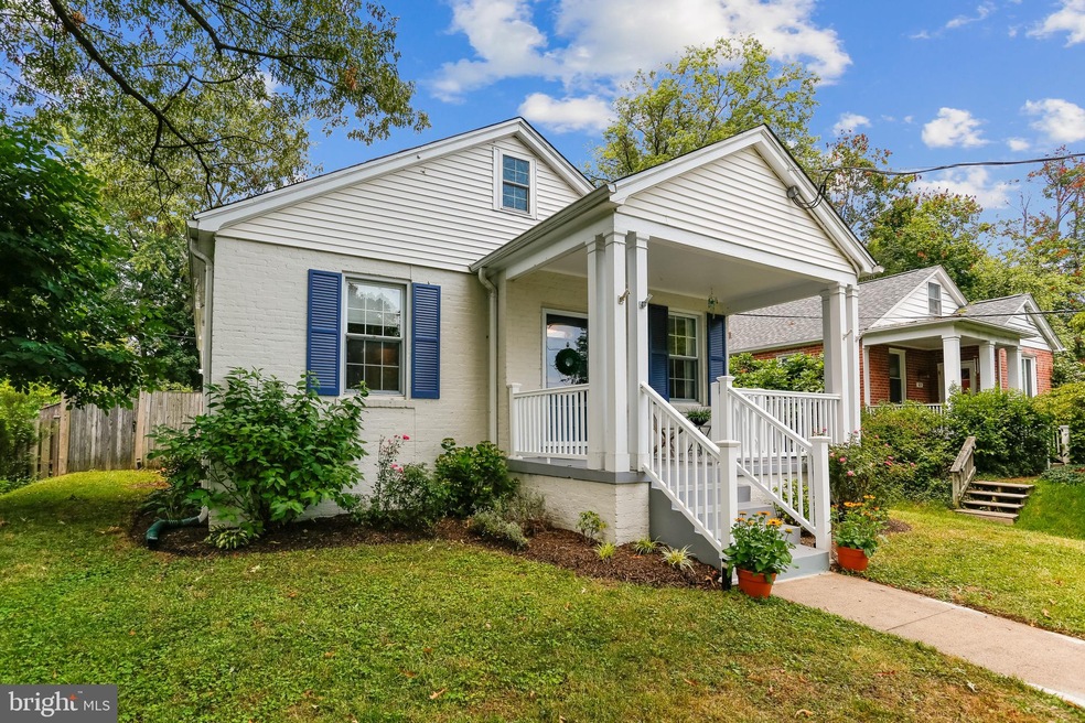 603 Dartmouth Ave, Silver Spring, MD 20910 - photo 1