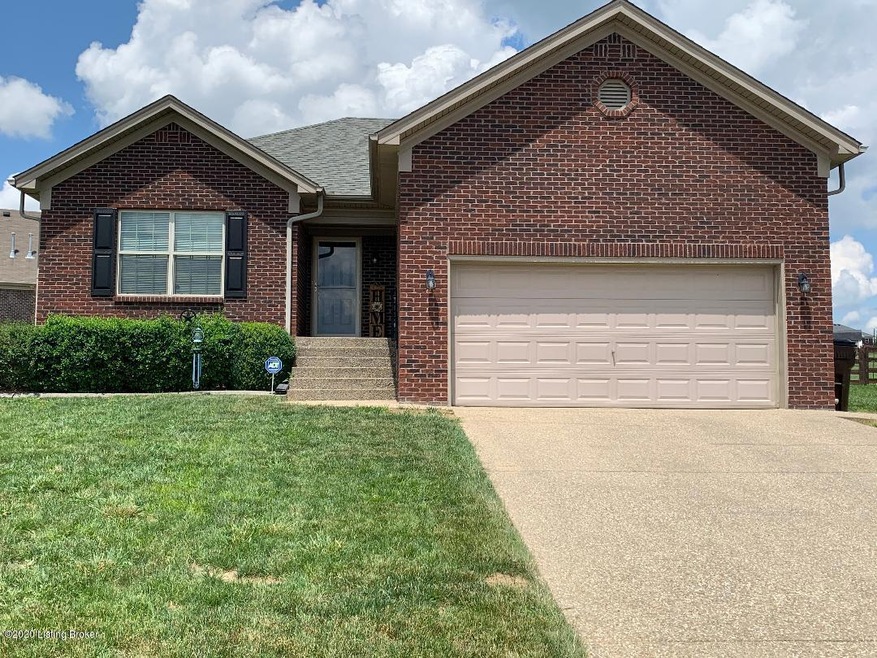 174 Berger Farm Dr, Mount Washington, KY 40047 - photo 1