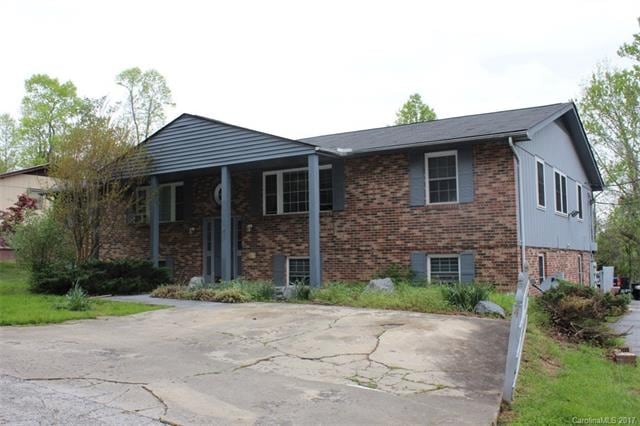 4 Lexington Ln, Hendersonville, NC 28792 - photo 1