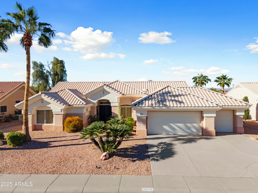 01-14416 W Robertson Dr