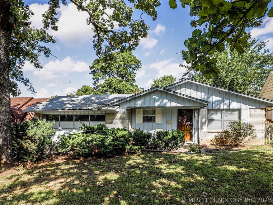 3047 W 55th Place, Tulsa, OK 74107 - photo 1