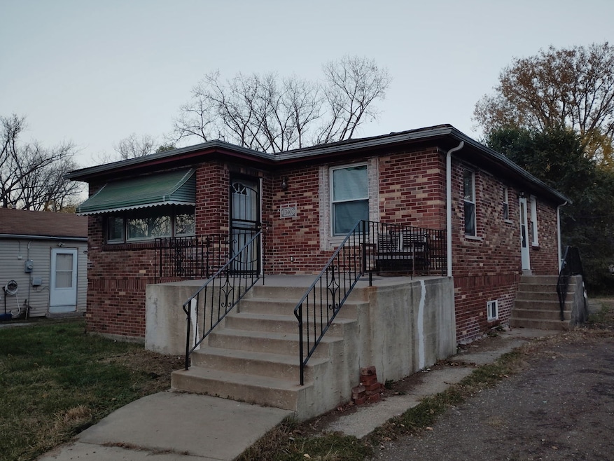 13407 S Monticello Ave, Robbins, IL 60472 - photo 1