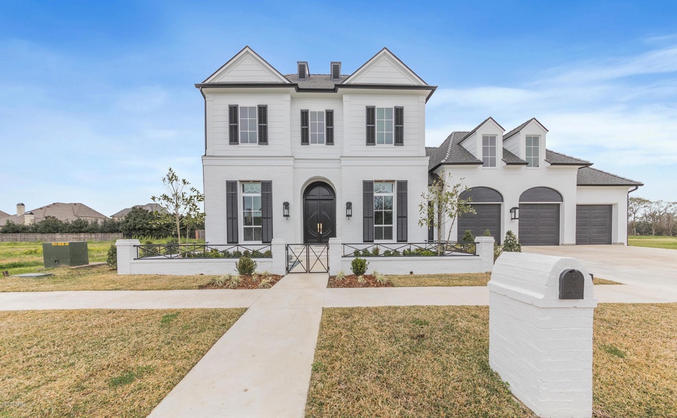 405 Winthorpe Front