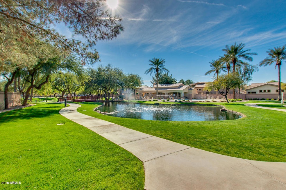 Chandler Gated Beautiful Grounds