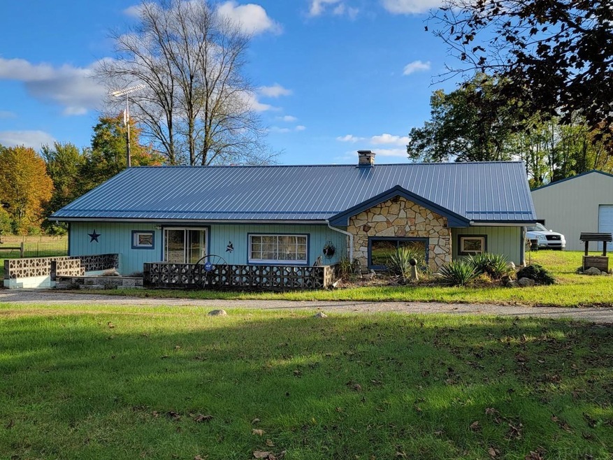 11815 E 900 N, Walkerton, IN 46574 - photo 1