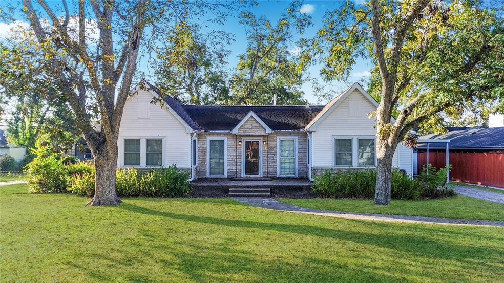 1006 English St, Houston, TX 77009 - photo 1