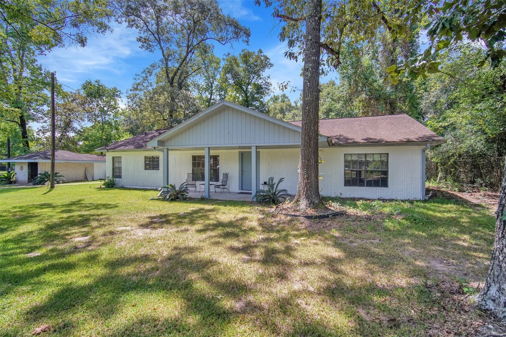 11498 Twin Deer Rd, Conroe, TX 77385 - photo 1