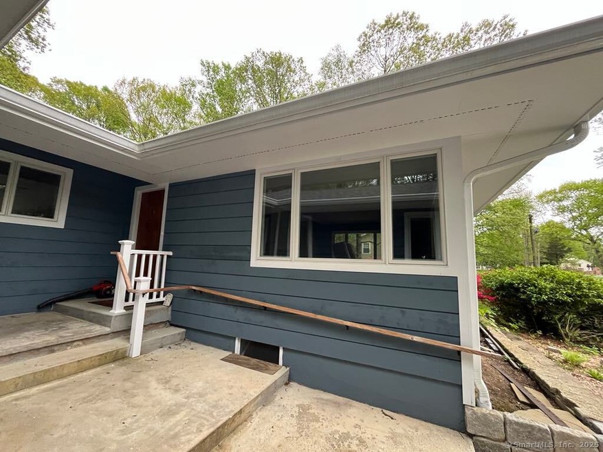 56 Mcguire Rd, Trumbull, CT 06611 - photo 1