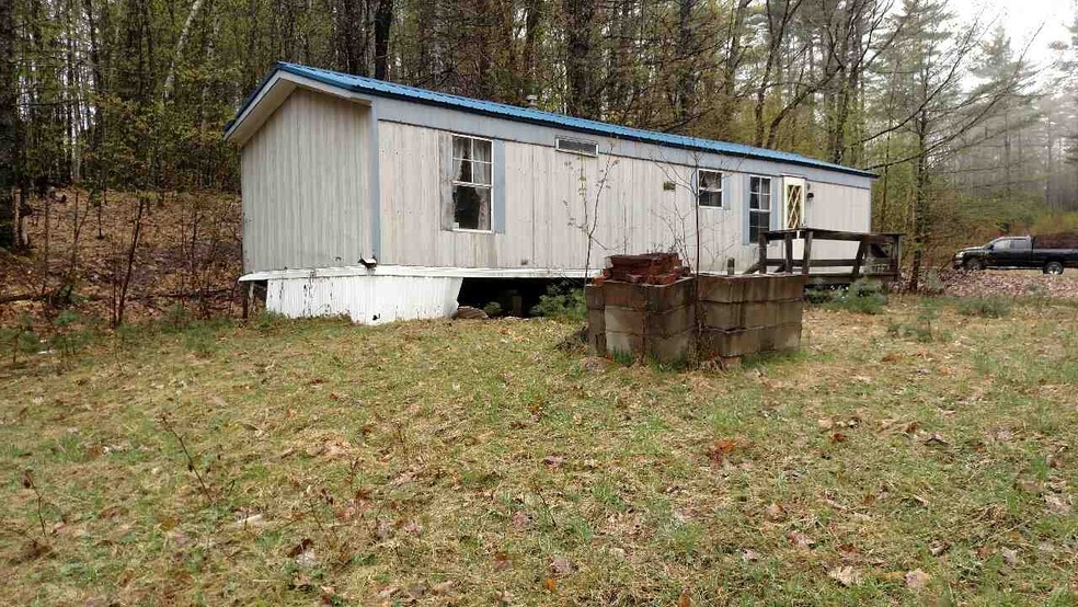 122 Colcord Hill Rd, Effingham, NH 03882 - photo 1