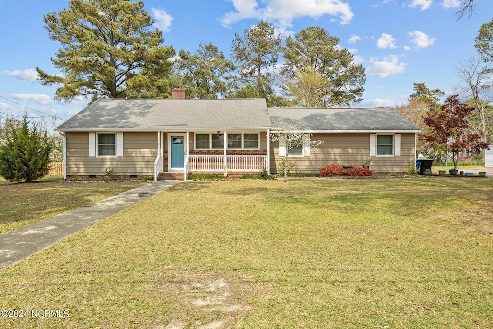 227 Sylvania St, Winterville, NC 28590 - photo 1