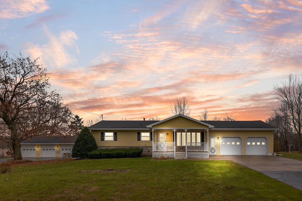 W2463 County Hwy H, Poy Sippi, WI 54967 - photo 1