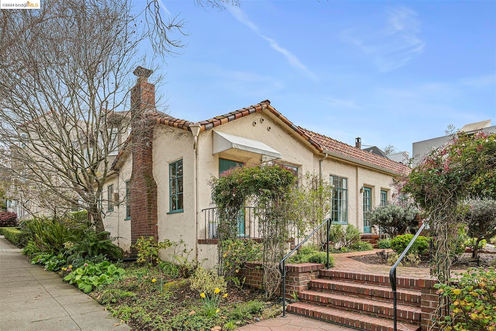 2444 Virginia St unit A, Berkeley, CA 94709 - photo 1