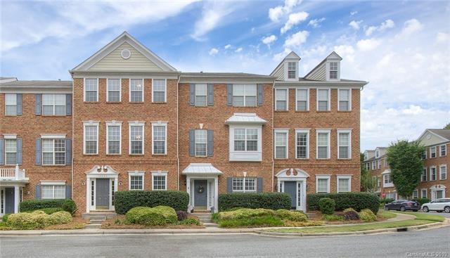 Welcome home to 10424 Winslet Drive, Charlotte, NC