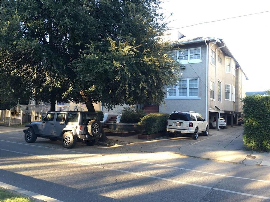 7911 Saint Charles Ave unit H, New Orleans, LA 70118 - photo 1