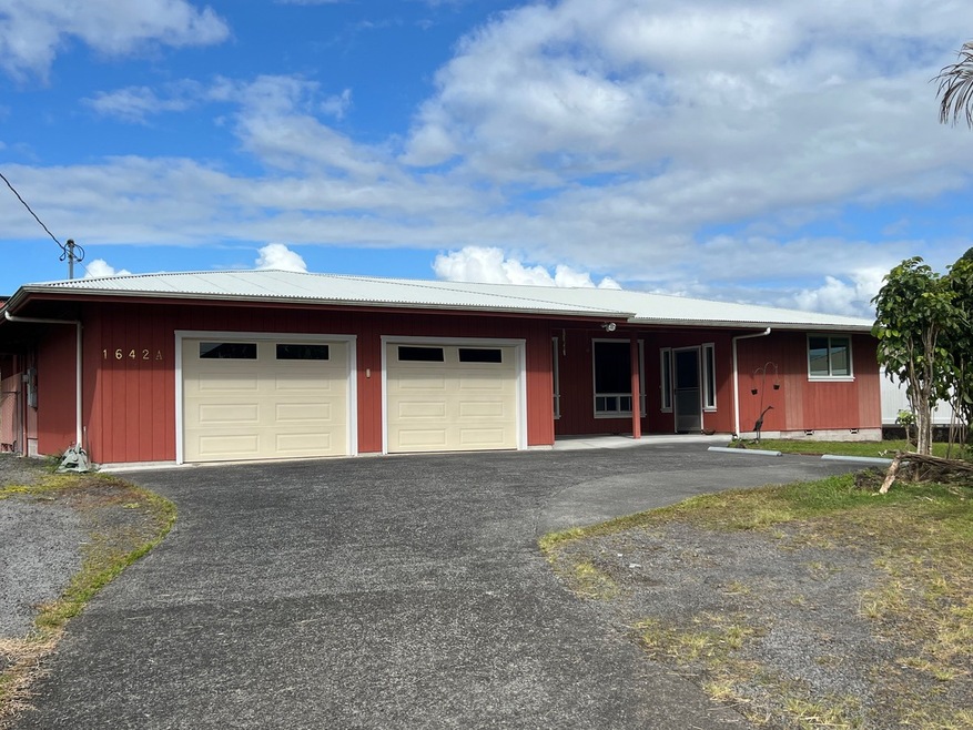 1642 Kinoole St, Hilo, HI 96720 - photo 1