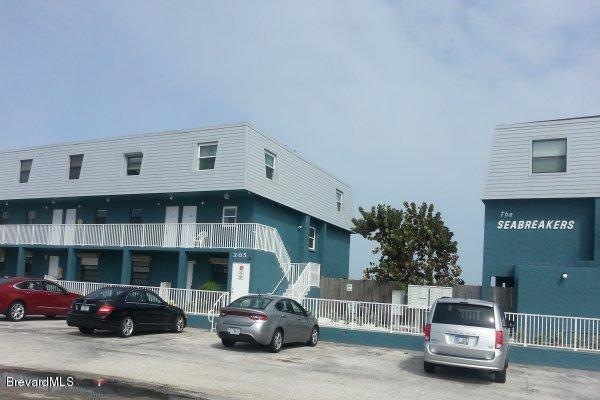 305 HWY A1A BUILDING.jpg