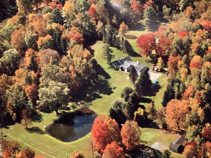 1871 Pennsylvania 739, Dingmans Ferry, PA 18328 - photo 1