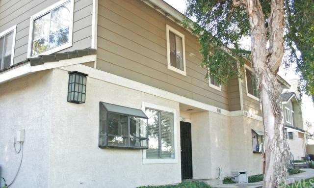 Diamond Village Town Home - Gorgeously remodeled e
