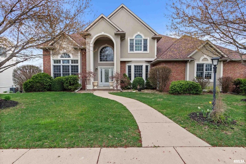 5004 N Weaverridge Blvd, Peoria, IL 61615 - photo 1