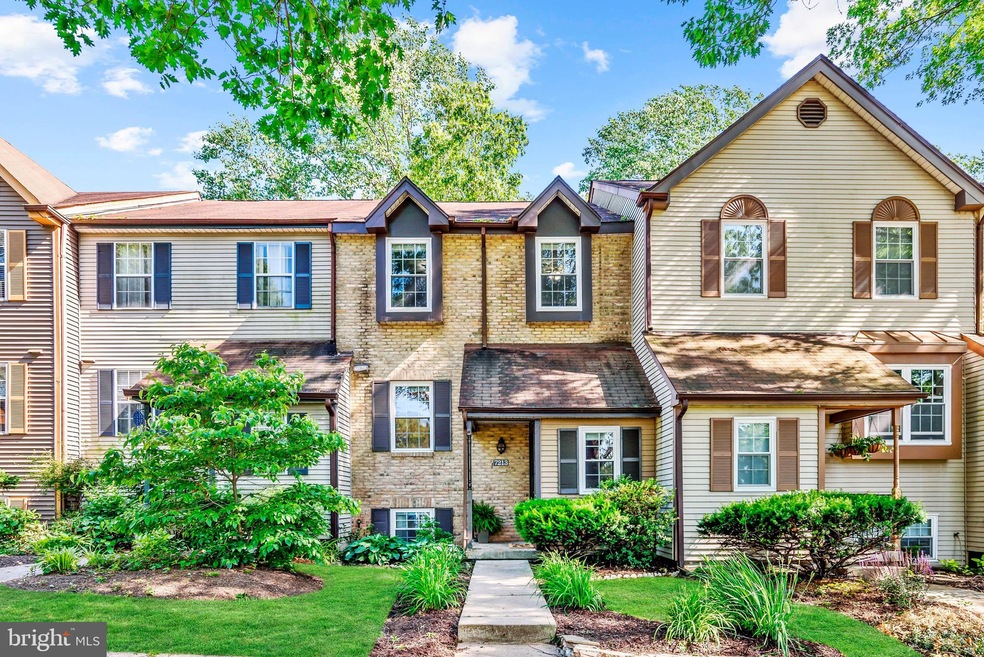 7213 Harbor Ln, Columbia, MD 21045 - photo 1