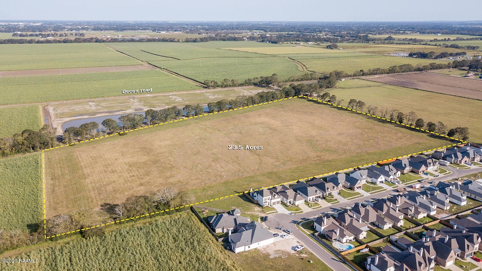 4802 Decon Rd, Youngsville, LA 70592 - photo 1