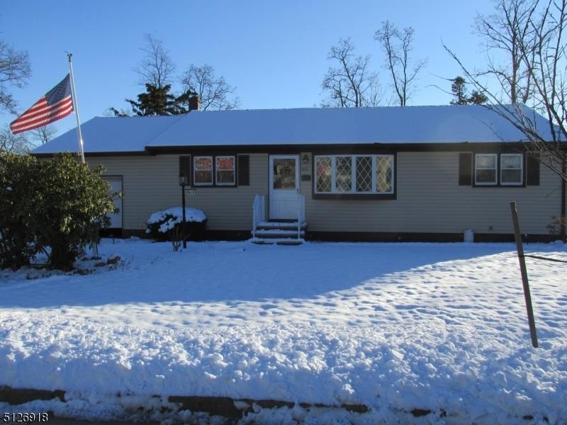 517 Union St, Piscataway, NJ 08854 - photo 1