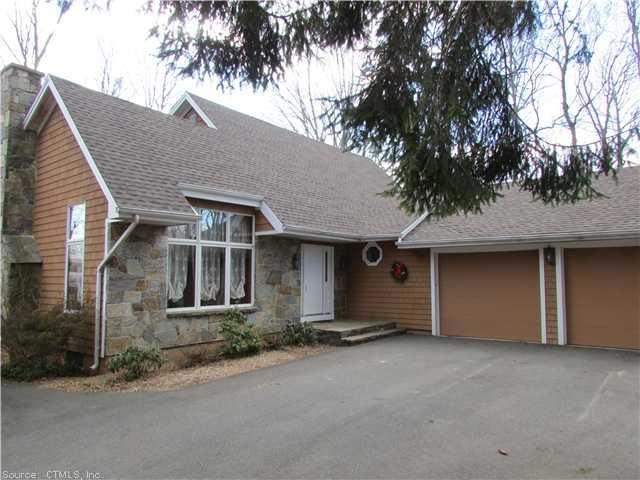 5 Penn Cir, Branford, CT 06405 - photo 1