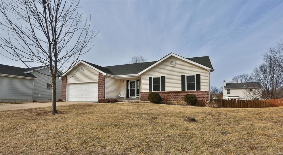 Stunning 3Bed/3Bath Ranch located on a cul-de-sac 