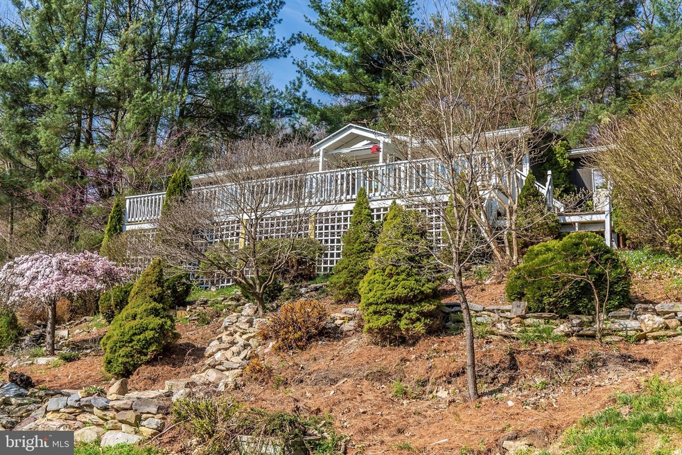 8712 Indian Springs Rd, Frederick, MD 21702 - photo 1