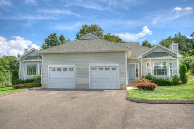 21 October Ln unit 21, Beacon Falls, CT 06403 - photo 1