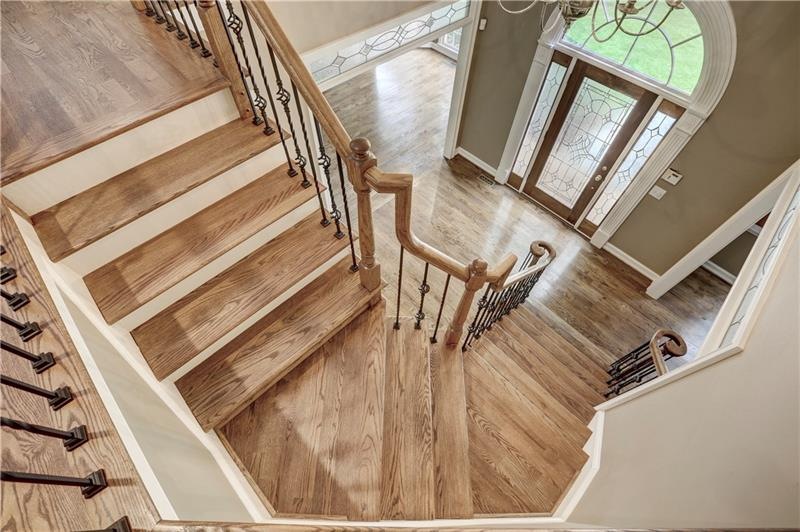 9485 Nesbit Lakes Dr, Alpharetta, GA 30022 - photo 1