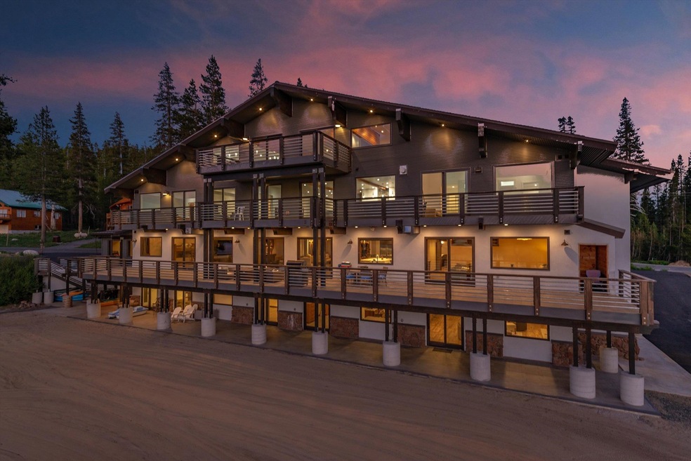 1111 Soda Springs Rd Unit 2  