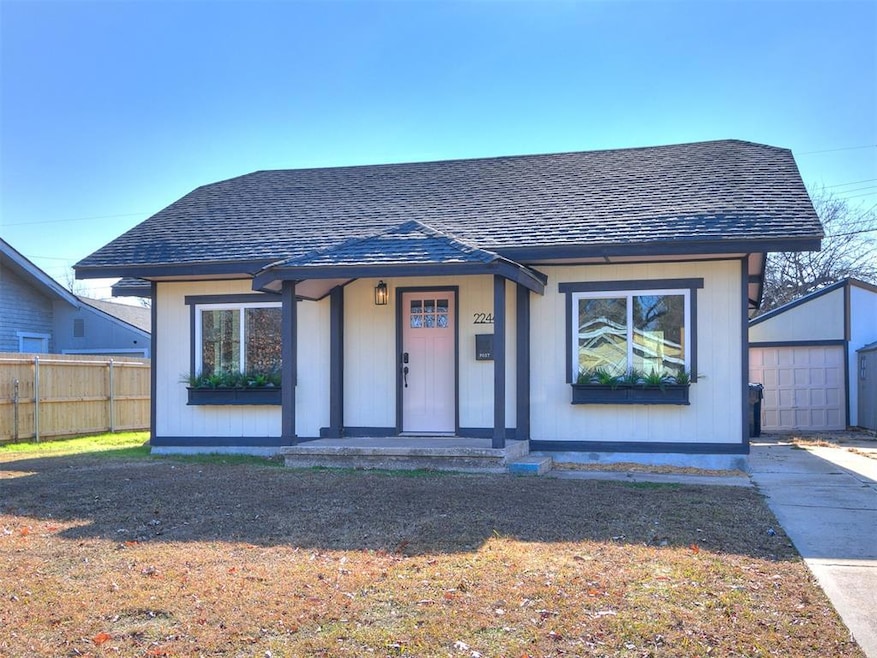 For Sale $198,500 • Co-Listing Agent