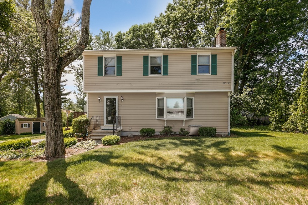 8 Benefit St, Methuen, MA 01844 - photo 1