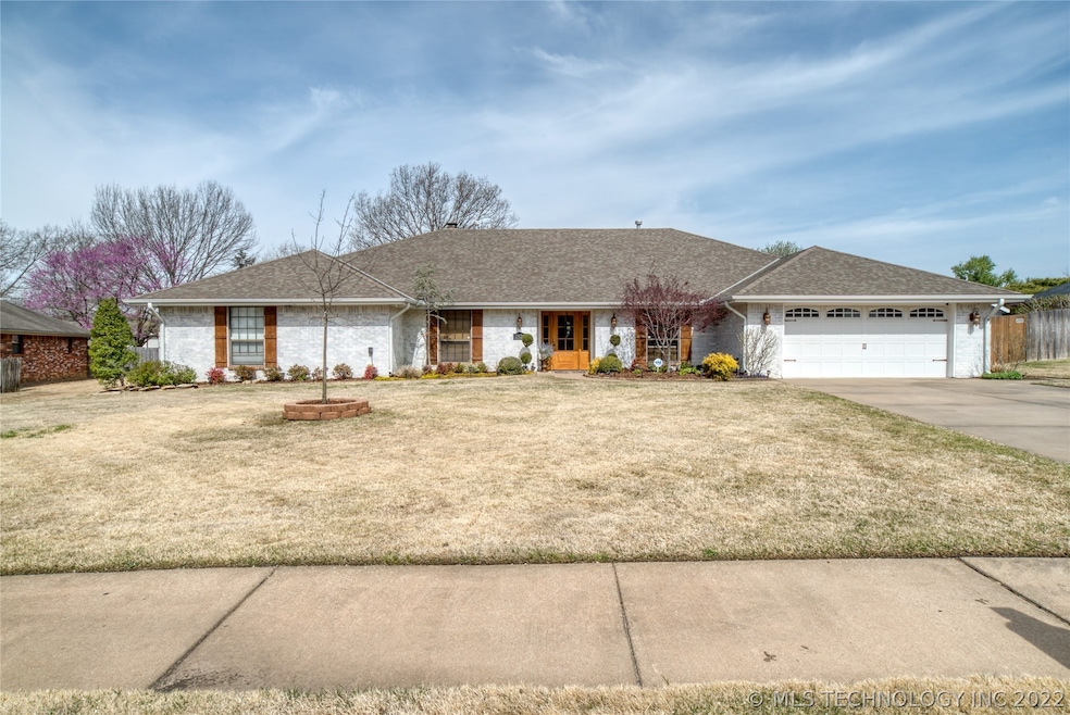 2528 SE Vicksburg St, Bartlesville, OK 74006 - photo 1
