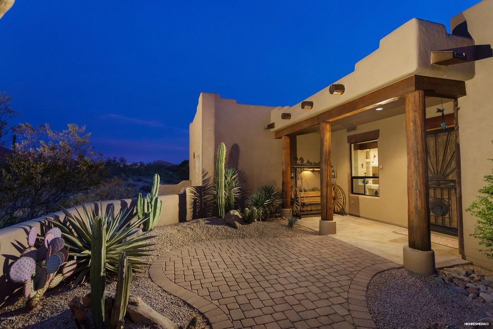 Entry Courtyard