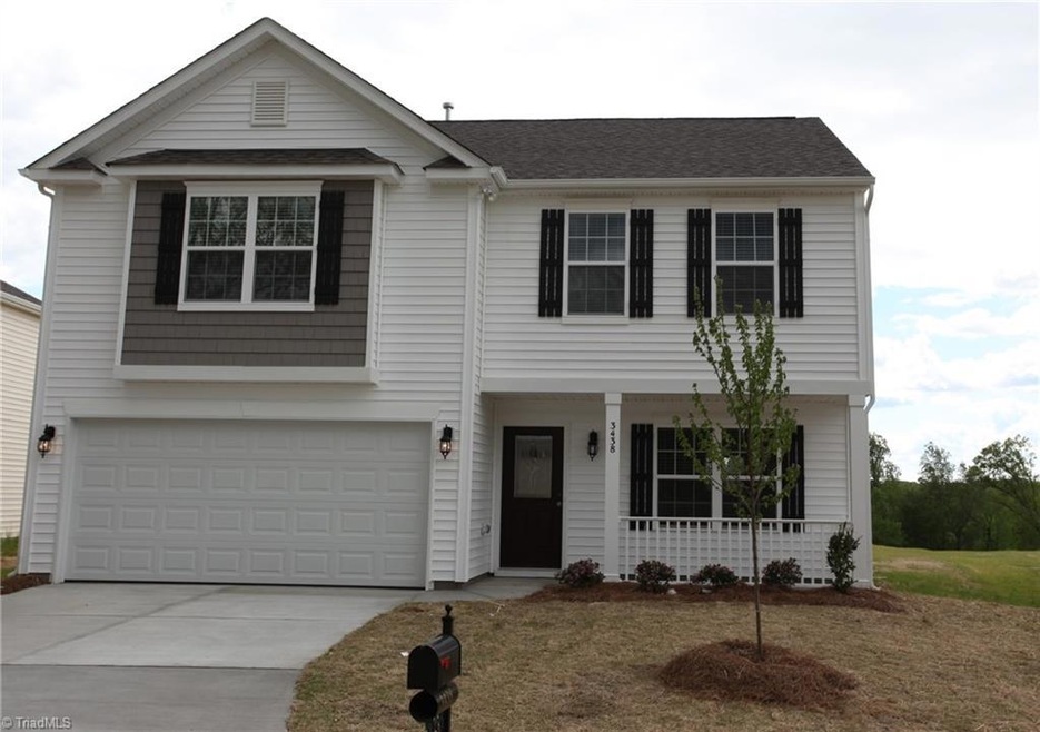 Home under construction. Pictures are of the same style house in the neighborhood. Colors and features may vary.
