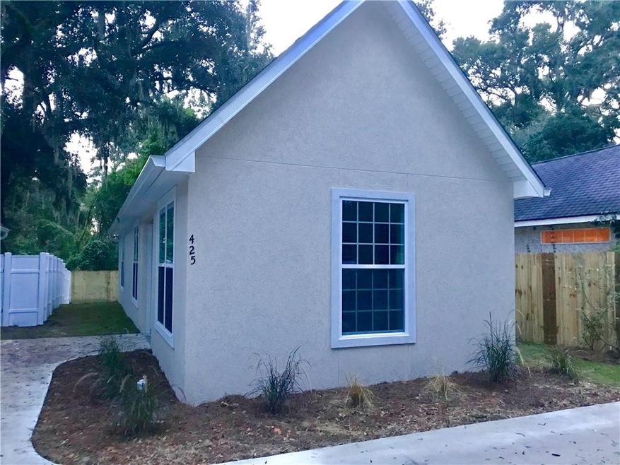 Easy Care Stucco Exterior, Parking for 2 Cars, com