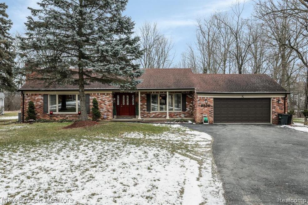 2-web-or-mls-6508 East Nashway Drive, West Bloomfi