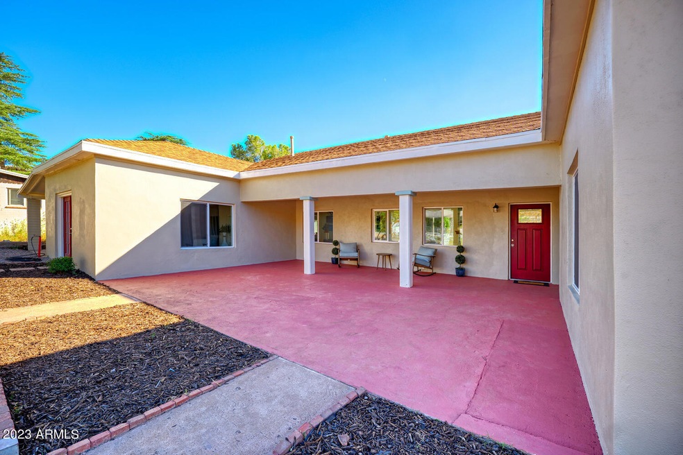 14045_705 Yuma Street