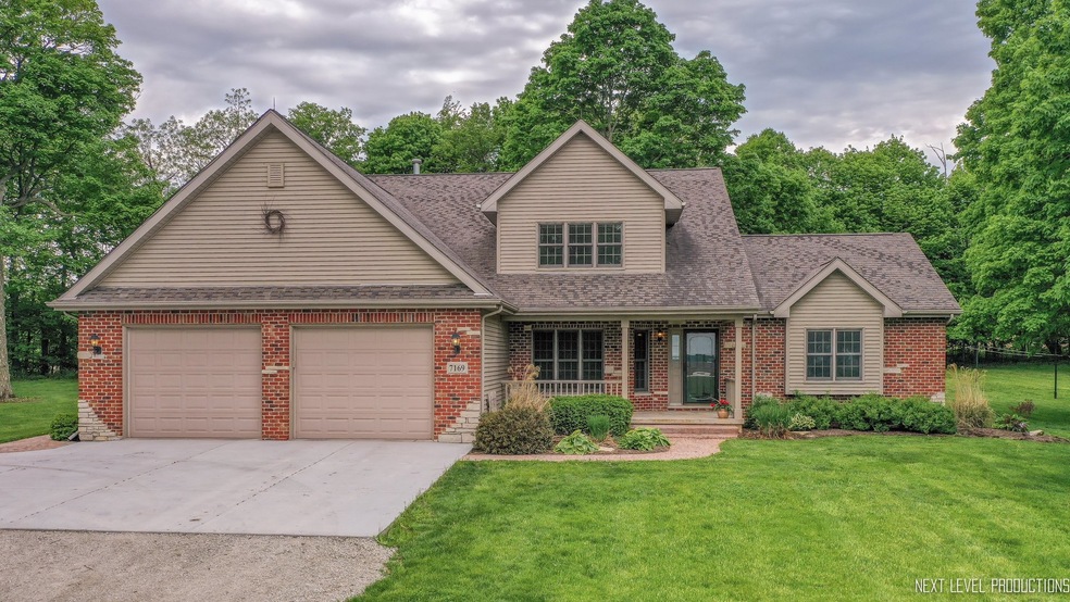 7169 Grove Rd, Oswego, IL 60543 - photo 1