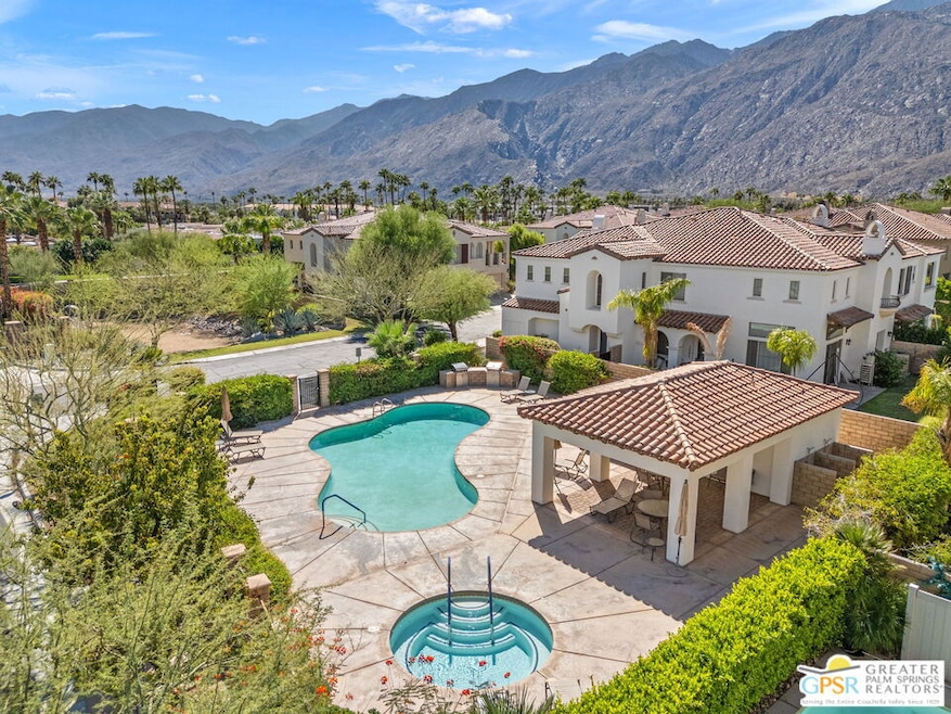 For Sale $520,000 • Co-Listing Agent