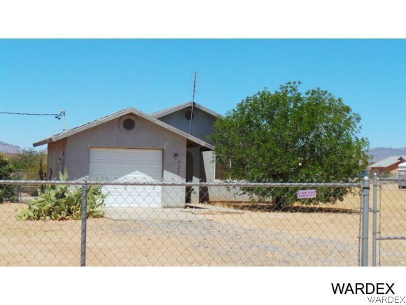 Fullly Fenced w DriveIn Gate